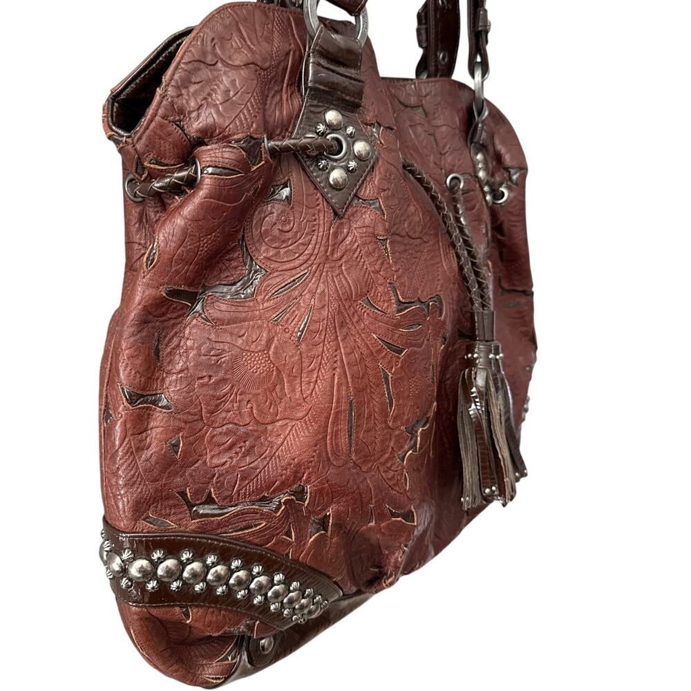 Kippys Brown Glossed Leather Floral Embossed Large Shoulder Bag‎ - Picture 11 of 12